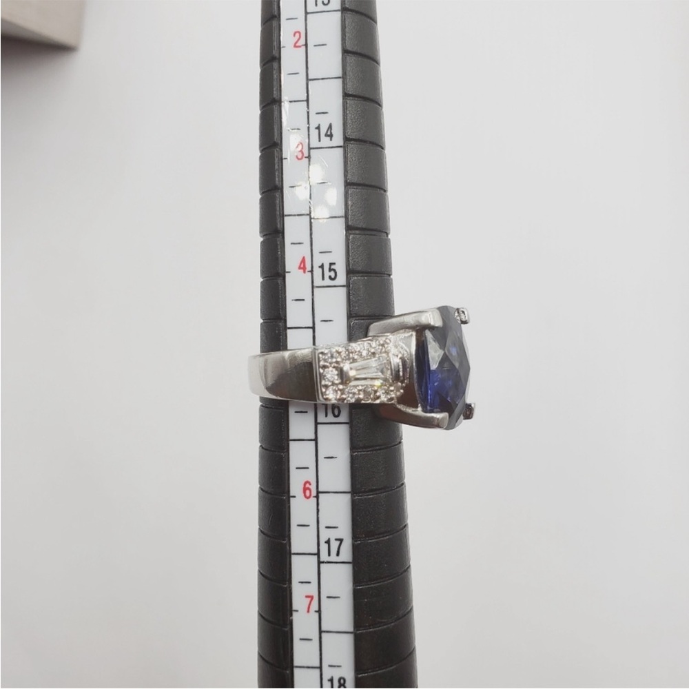 Checkerboard Cut Genuine Tanzanite & Diamond Simulant 925 Sterling Silver Ring - Picture 6 of 7